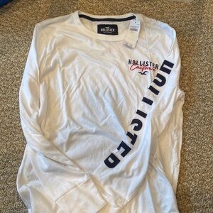 Men long sleeve Hollister t shirt brand new with tags